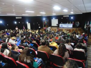 Read more about the article Conferencistas apontam diretrizes e propostas sobre os direitos das crianças e dos adolescentes