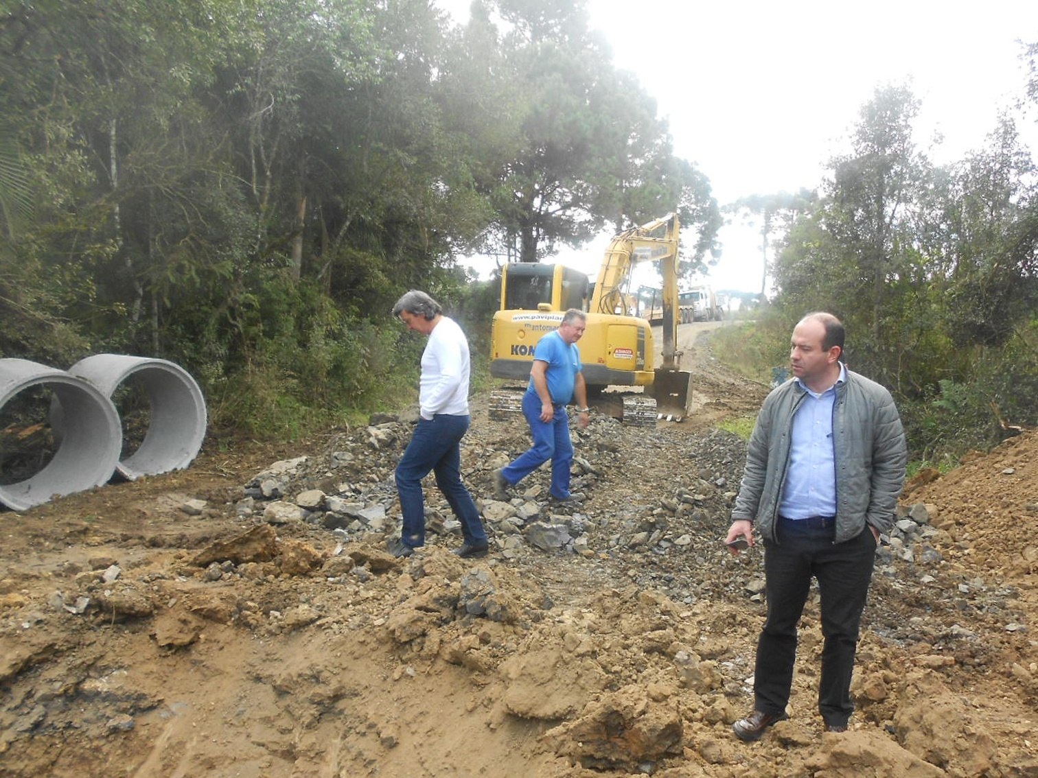 You are currently viewing Prefeito Wellington Bielecki acelera início de obras do Estado no interior de Mafra