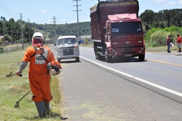 You are currently viewing Apenados executarão trabalhos de conservação das rodovias estaduais na Regional de Canoinhas