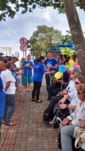 Read more about the article AMADEV realizou caminhada pelo centro de Mafra pedindo acessibilidade