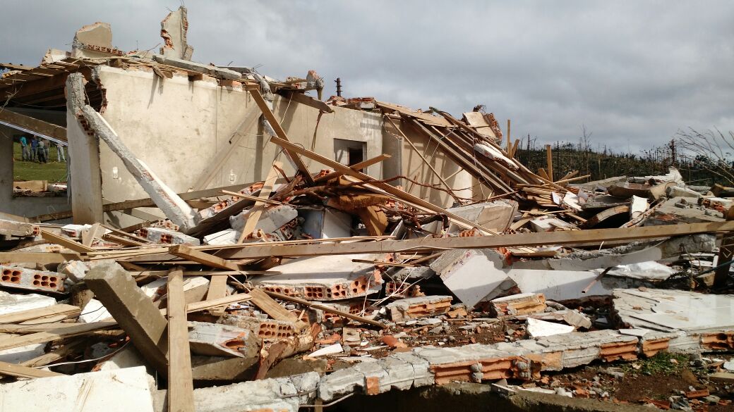 Read more about the article Microexplosões podem ter provocado temporal que matou quatro pessoas em SC