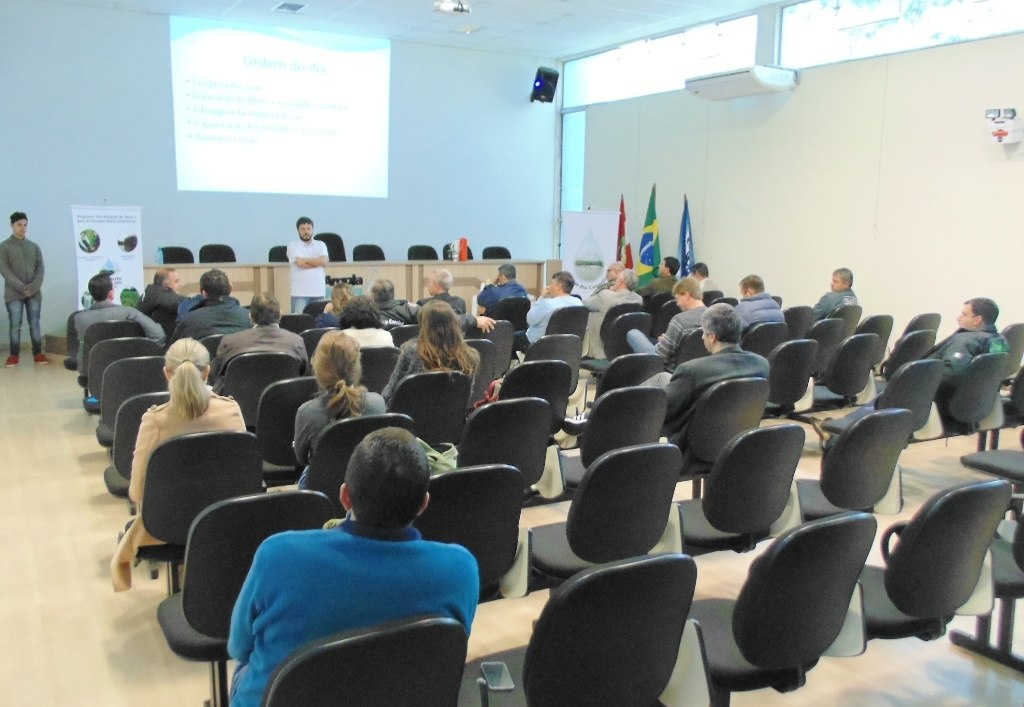 Read more about the article Comitê Canoinhas e contíguas do Rio Negro vai realizar limpeza de rios da região