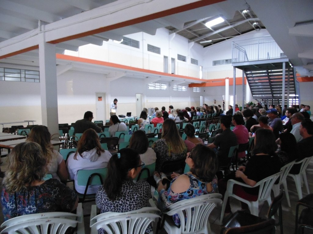 Read more about the article AMPLANORTE realiza abertura da Jornada Pedagógica Planalto Norte – Formação Escola da Terra