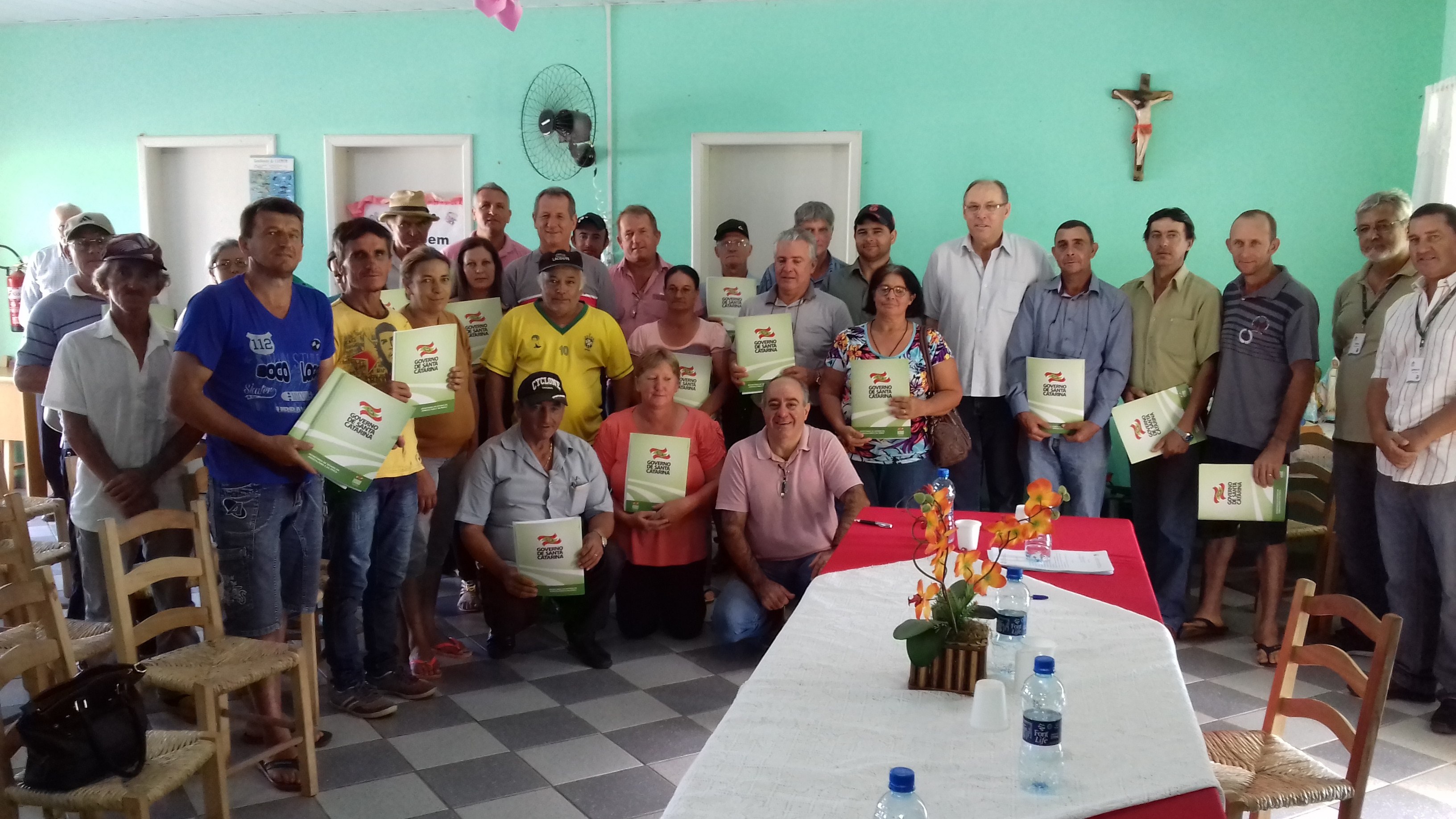 Read more about the article Agricultores Majorvieirenses recebem documentos para regularizar imóveis rurais