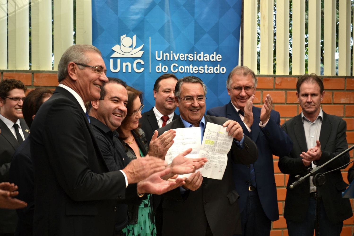 You are currently viewing Governo do Estado autoriza curso de Medicina na Universidade do Contestado em Mafra