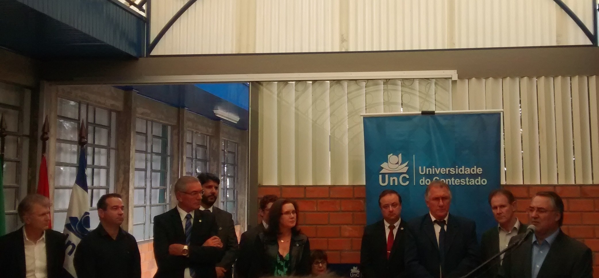 Read more about the article Prefeito de Mafra participa do ato de homologação do curso de Medicina na UnC