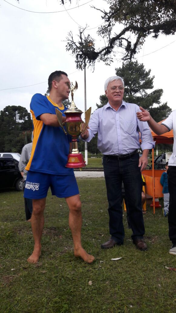 Read more about the article Argentina vence torneio início de futebol de areia em Três Barras