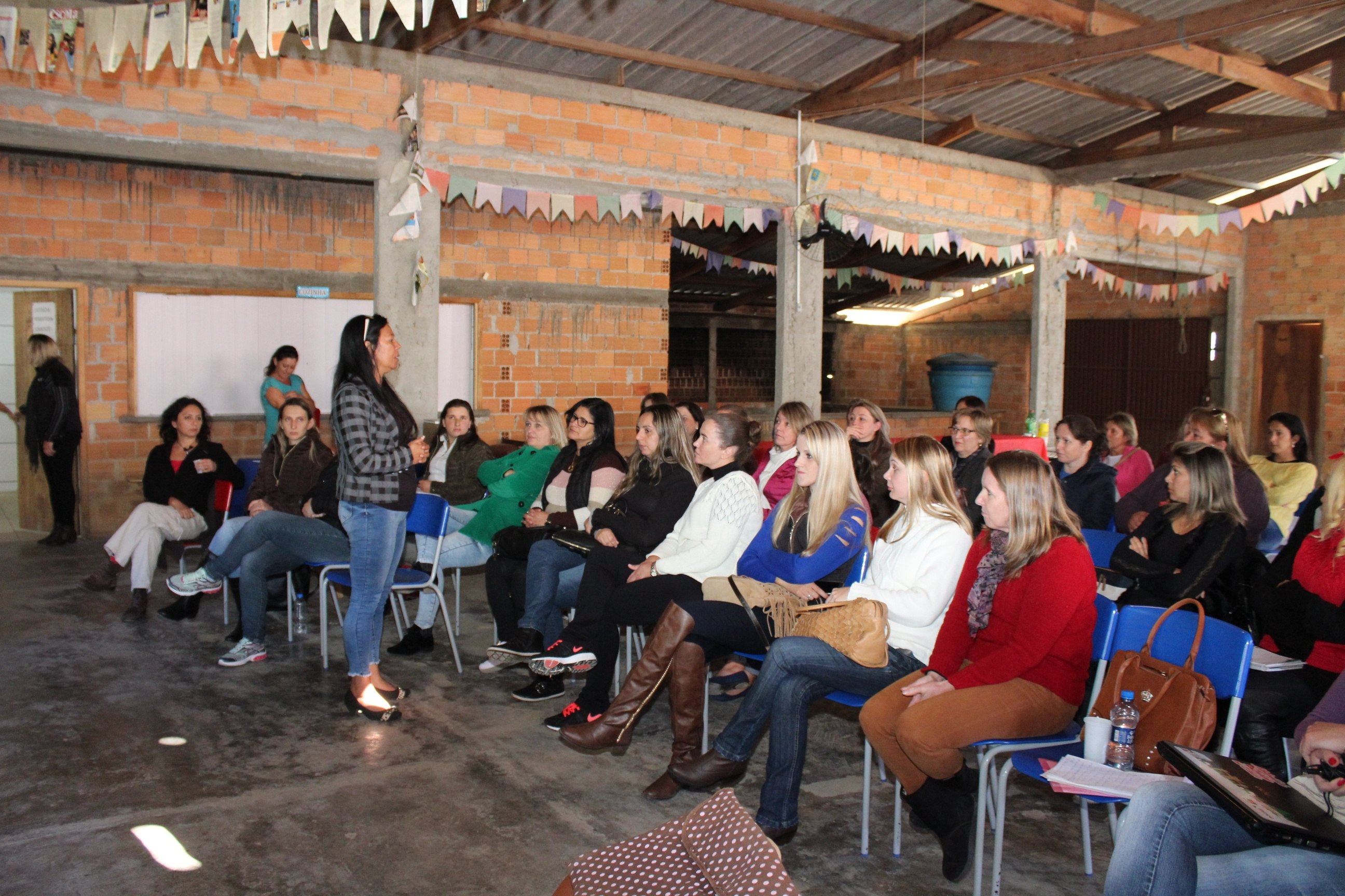 Read more about the article Professores Municipais participaram do 3º Encontro da Jornada Pedagógica Escola da Terra