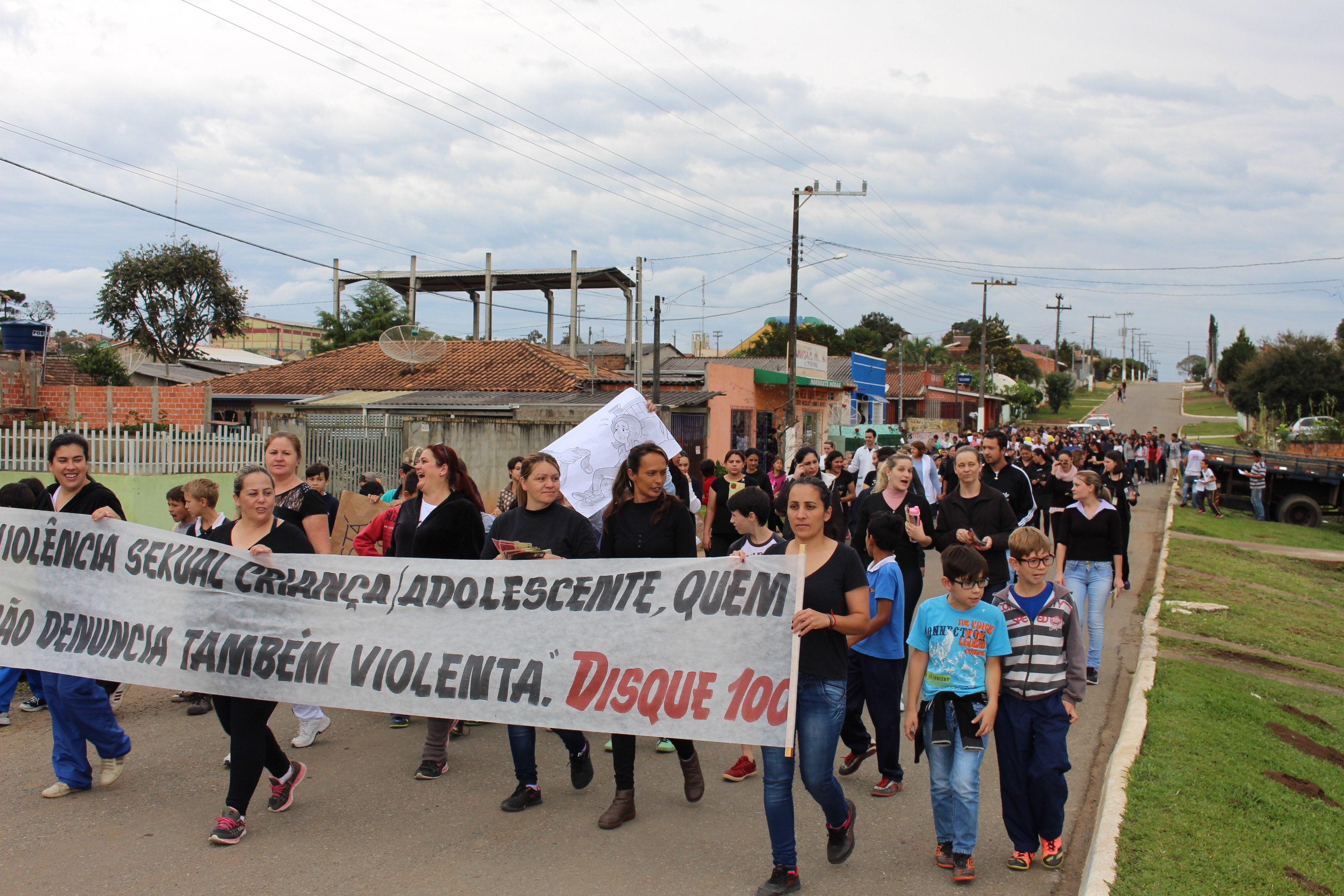 Read more about the article Três Barras se mobiliza em prol do enfrentamento à exploração sexual infantil