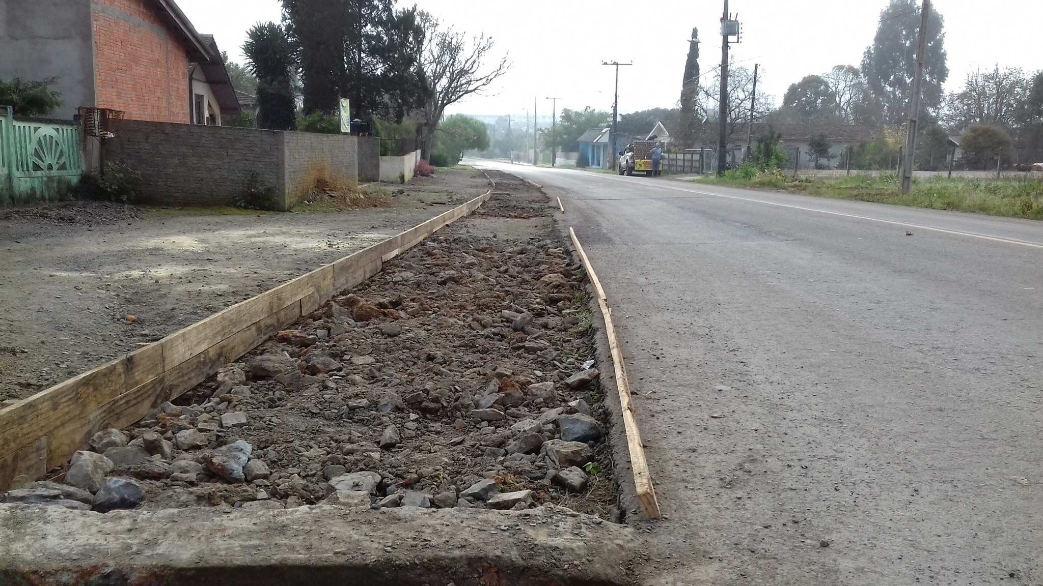 Read more about the article Prefeitura de Major Vieira confecciona calçada no bairro Nova Brasília