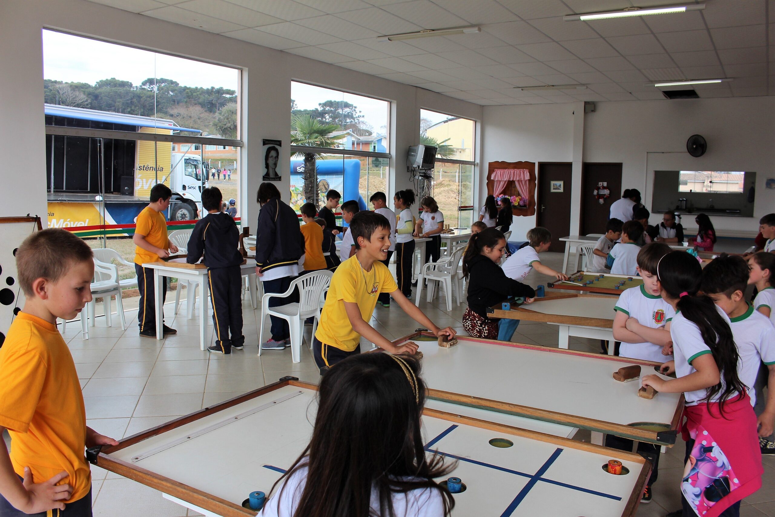 You are currently viewing Projeto Sesc Móvel é desenvolvido junto a estudantes de Três Barras