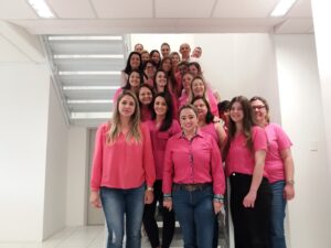 Read more about the article Servidores da sede administrativa da Prefeitura apoiam o Outubro Rosa