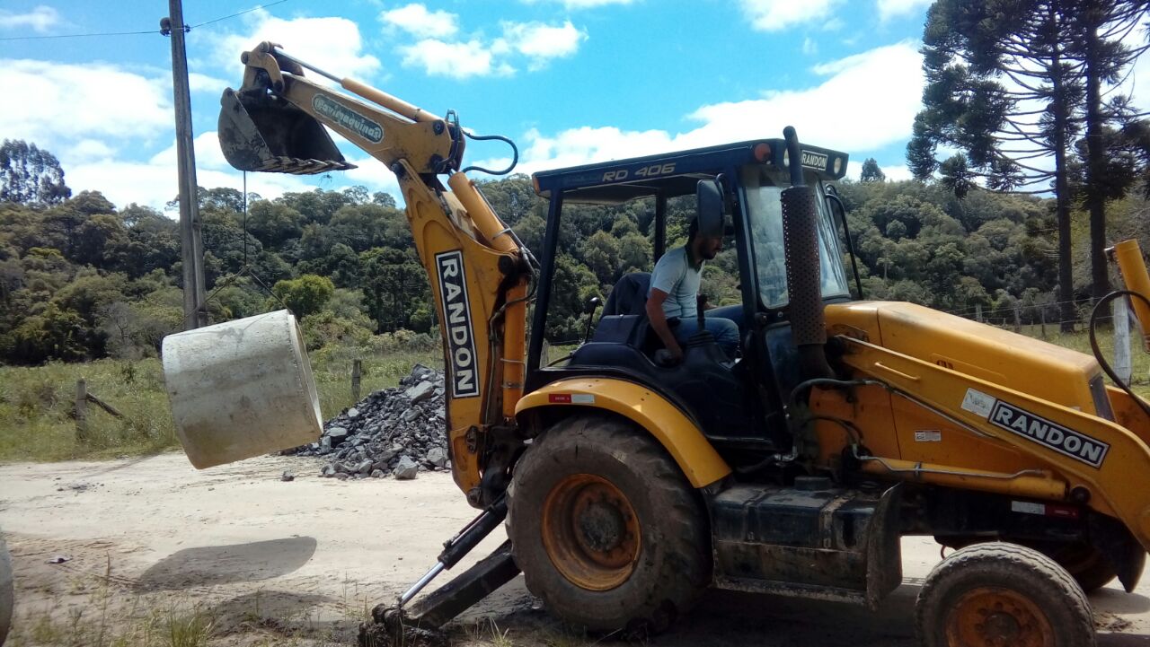 You are currently viewing Localidades do interior recebem obras de melhorias