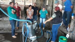 Read more about the article Agricultura de Mafra promoveu curso sobre qualidade do leite