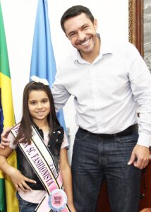 Read more about the article Canoinhense de sete anos é eleita princesa do concurso Miss Fashionista Santa Catarina 2018