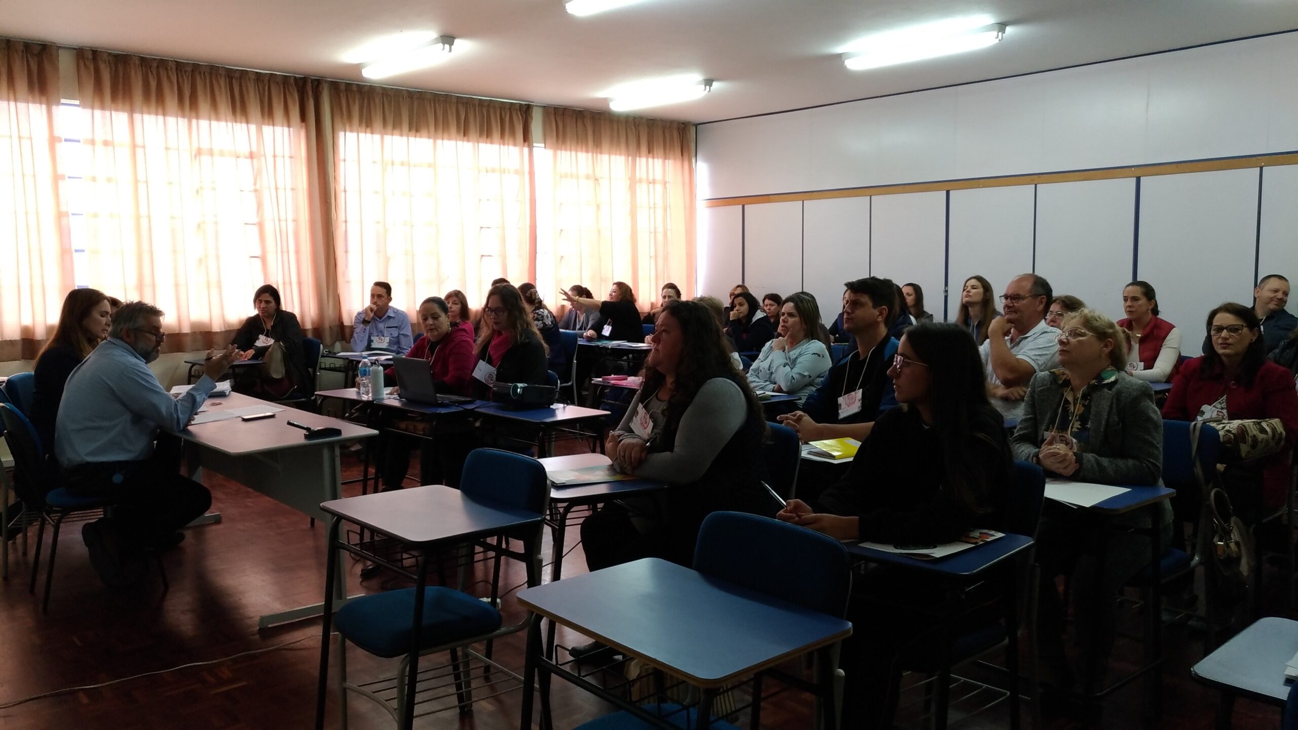 You are currently viewing Mafrenses apresentam contribuições para melhoria da educação na etapa municipal da Conferência Nacional de Educação