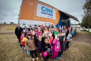 Read more about the article Major Vieira, Bela Vista do Toldo, Canoinhas e Três Barras recebem projeto Cine Cultural WestRock