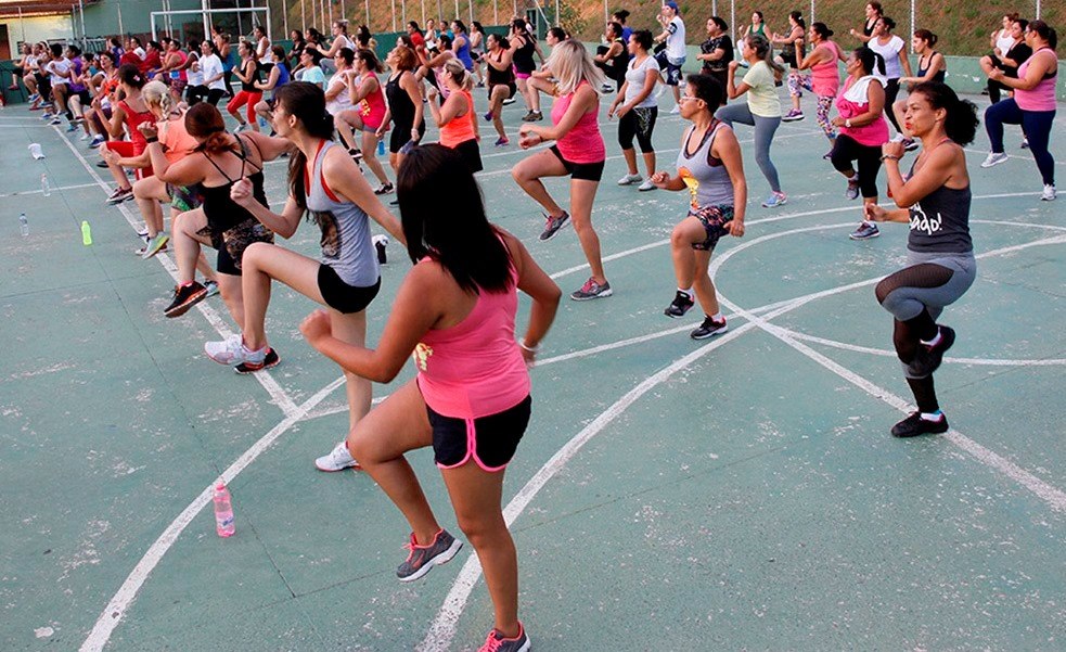 You are currently viewing Prefeitura realiza movimente-se com aula de zumba