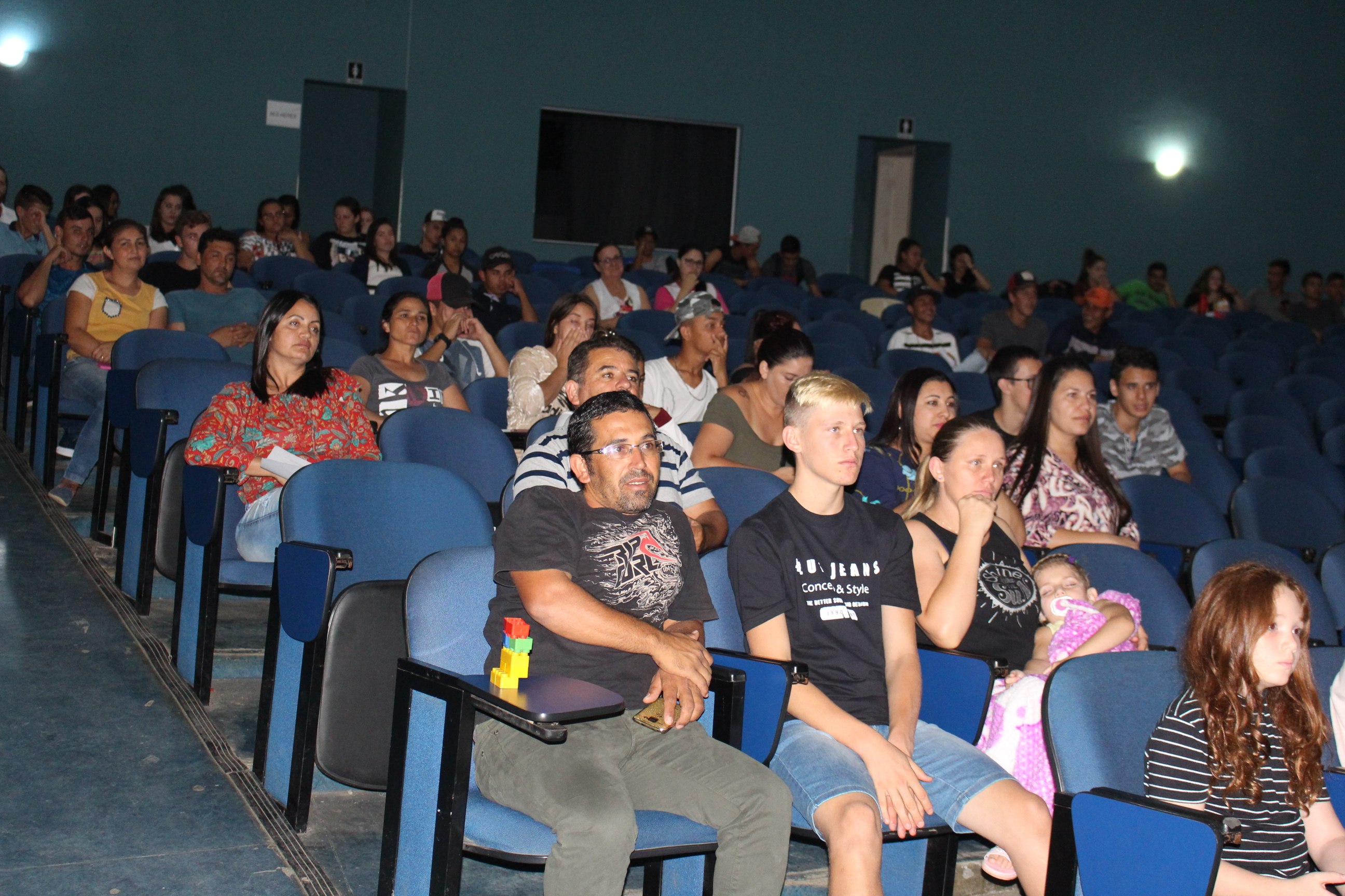 Read more about the article Aula magna marca início de cinco cursos profissionalizantes em Três Barras