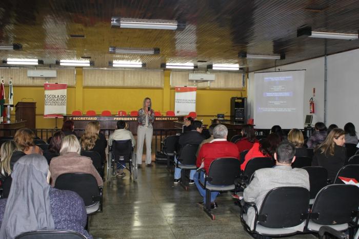 You are currently viewing Fundo para a Infância e Adolescência entra em debate em Santa Catarina