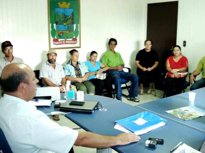 Read more about the article Município de Irineópolis funda associação de catadores de material reciclável