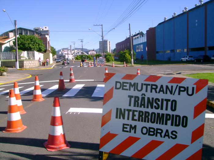 Read more about the article Demutran trabalha na Visconde de Guarapuava