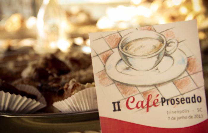 Read more about the article II Café Proseado une cultura e boa conversa