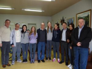 Read more about the article Equipe feminina de basquete visita Prefeito de Porto União