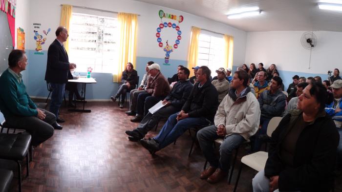 You are currently viewing Prefeito de Porto União participa de reunião no Colégio do Legru