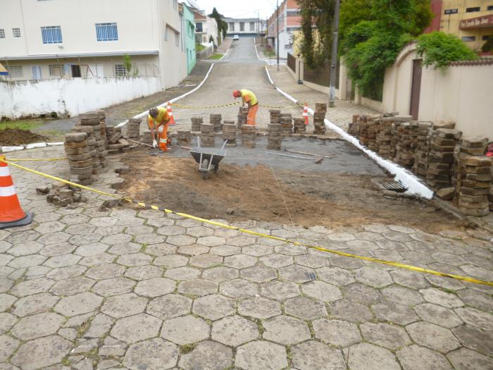 You are currently viewing Conserto de calçamentos são realizados em Porto União