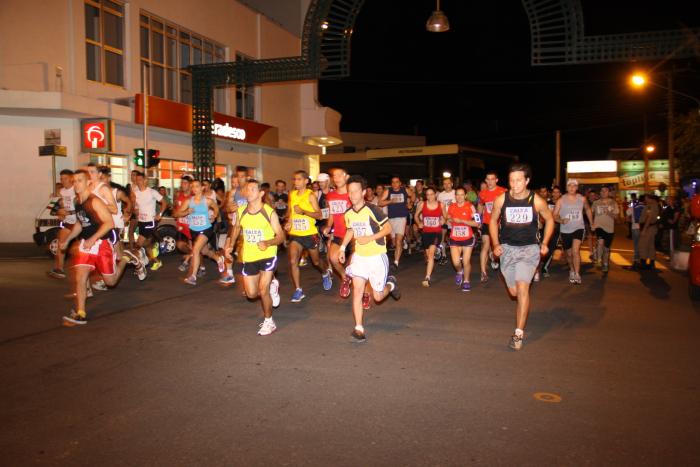 You are currently viewing Mais de 100 atletas participaram da 1ª Corrida Rústica Noturna de Mafra