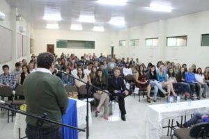 Read more about the article Irineópolis pactua 18 cursos do Pronatec para 2014