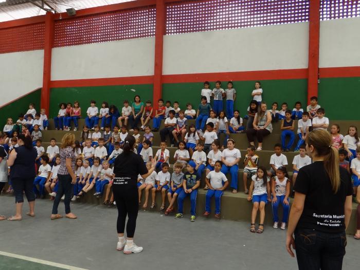 You are currently viewing Alunos de bairro de Porto União participam de gincana e encerram projeto de alimentação saudável