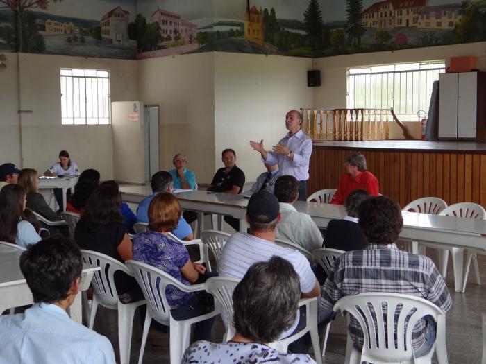 You are currently viewing Prefeito de Porto União participa de assinatura de convênio para Minha Casa Minha Vida Rural