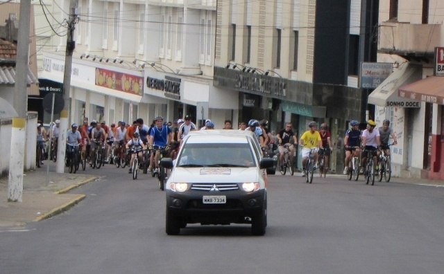 Read more about the article 2º Bike Tour da Integração reuniu cerca de 200 pessoas no último domingo, 30