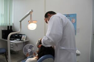 Read more about the article Prefeitura de Irineópolis disponibiliza 50 próteses dentárias por mês