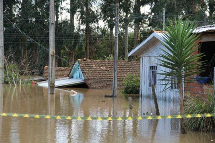 Read more about the article Irineópolis contabiliza 254 pessoas fora de suas casas