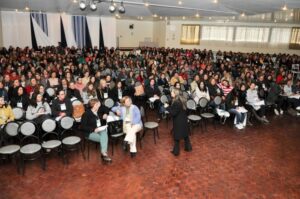 Read more about the article Mais de 200 professores de Mafra participam do XVIII Seminário de Educação