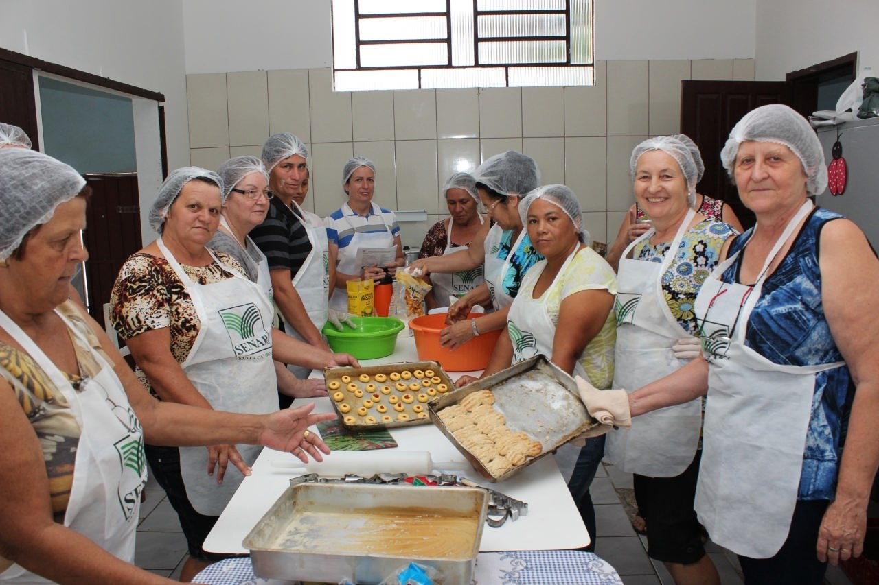 You are currently viewing Curso ensina produção artesanal de pães e biscoitos