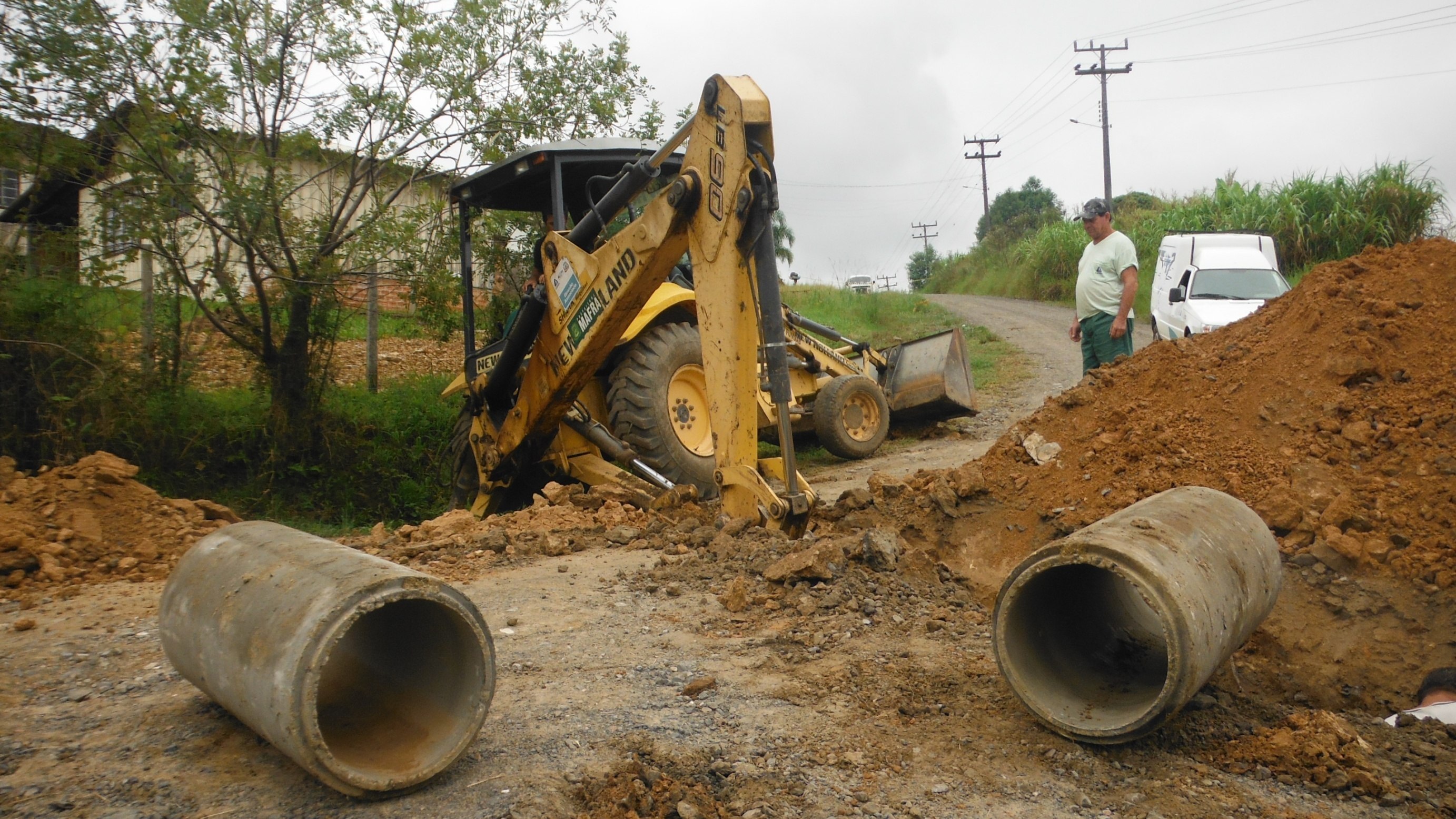 Read more about the article Patrolamento e drenagem pluvial em ruas de Mafra