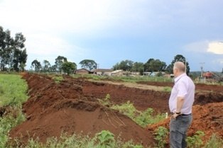 Read more about the article Prefeitura de Papanduva inicia terraplanagem para construção de escola no Horto Florestal