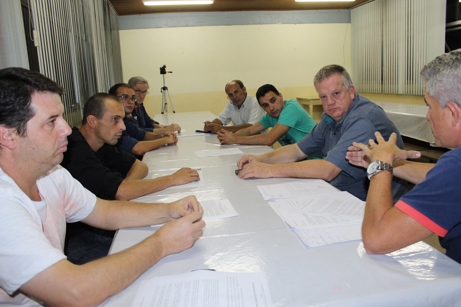 Read more about the article Comutran discute solicitações em reunião mensal