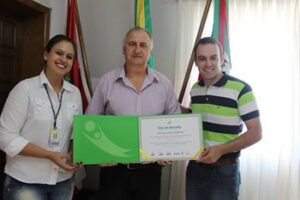 Read more about the article Papanduva Recebe Certificado de Mérito Comunitário do SESC